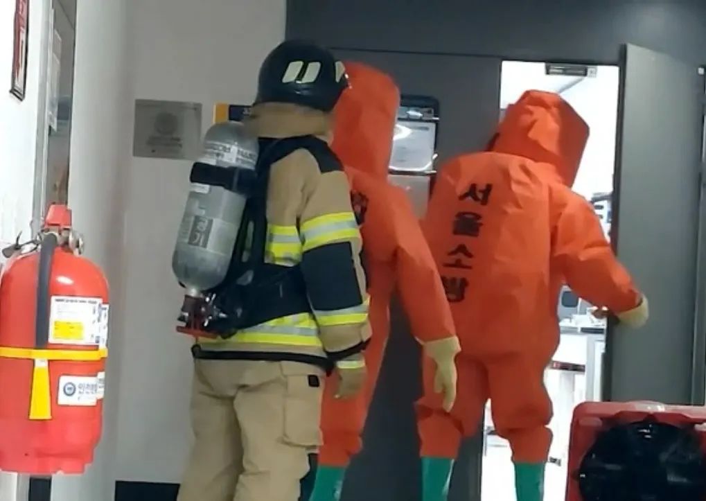 氢氟酸爆炸敲响警钟：点石仪器守护实验室安全防线